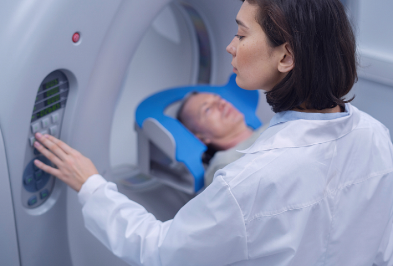 Новый цифровой рентген-аппарат в клинике на Беларусской